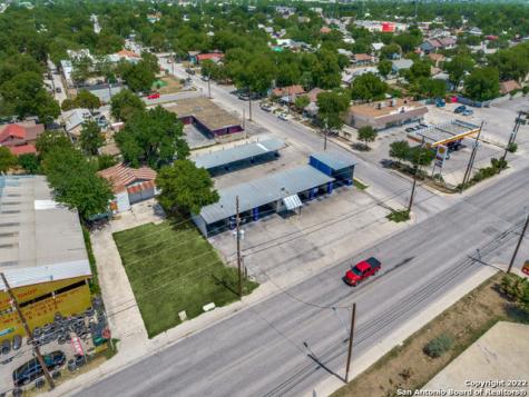 402 N Zarzamora Street San Antonio TX 78207