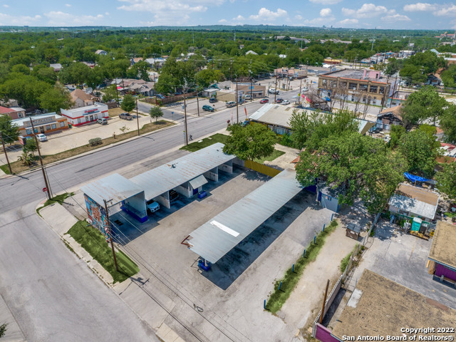 402 N Zarzamora Street San Antonio TX 78207