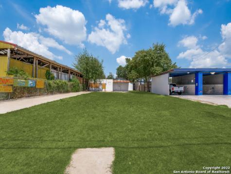 402 N Zarzamora Street San Antonio TX 78207