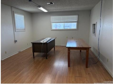 2812 Cobbler Lane Kerrville TX 78028