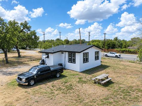 4? Ac Villaret & Zarzamora San Antonio TX 78224