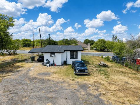 4? Ac Villaret & Zarzamora San Antonio TX 78224