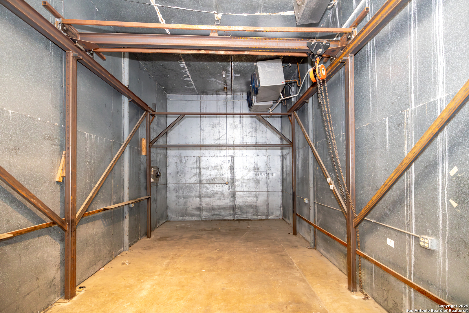 8276 N Sh 16 Poteet TX 78065