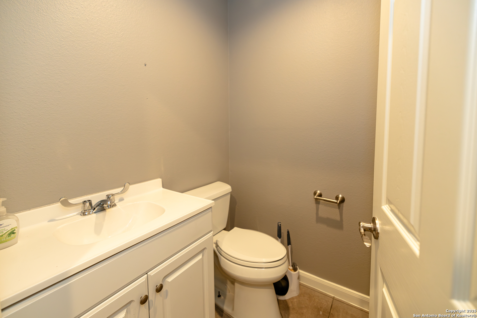 8276 N Sh 16 Poteet TX 78065