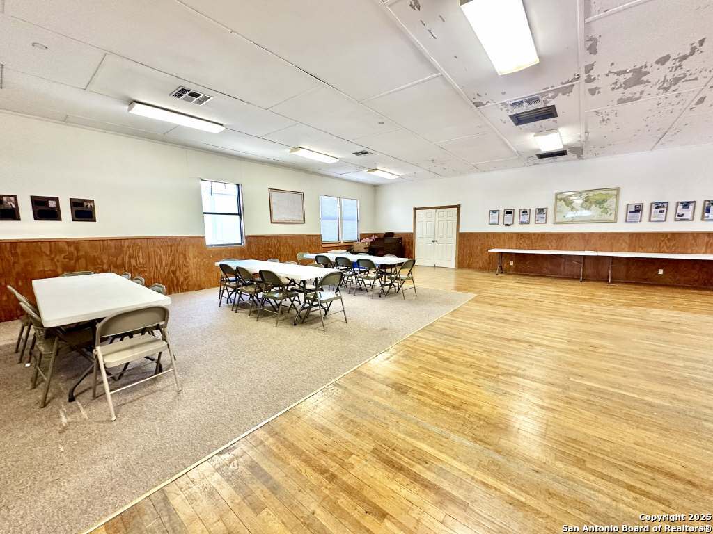 2903 Highway 90 Hondo TX 78861