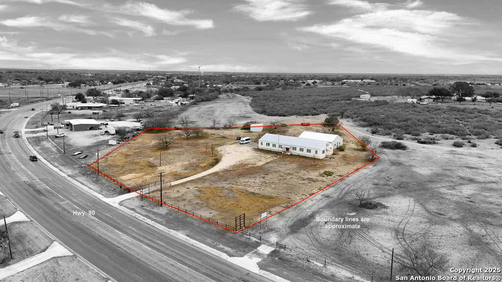 2903 Highway 90 Hondo TX 78861