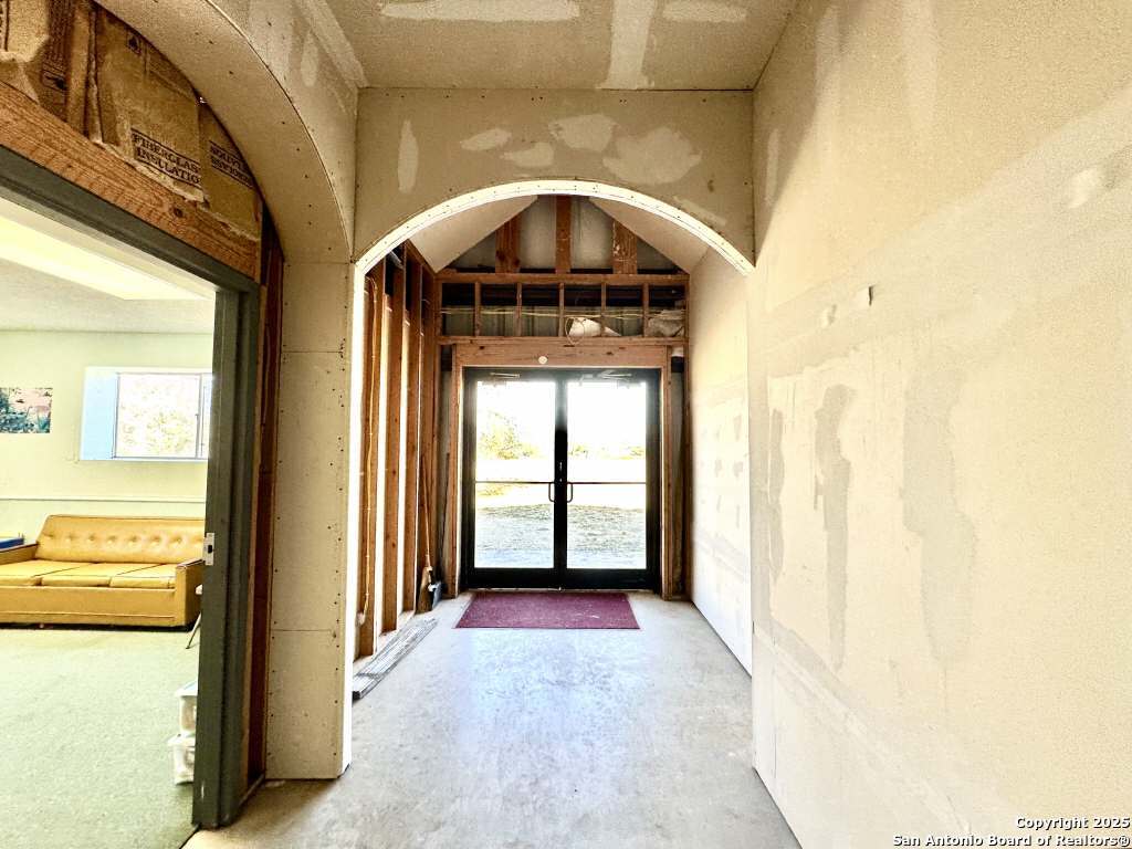 2903 Highway 90 Hondo TX 78861