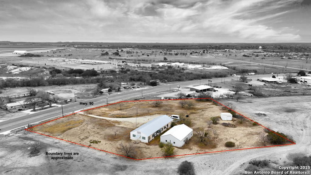 2903 Highway 90 Hondo TX 78861