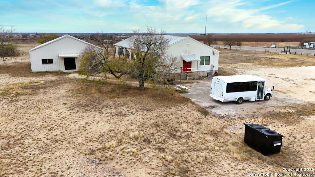 2903 Highway 90 Hondo TX 78861