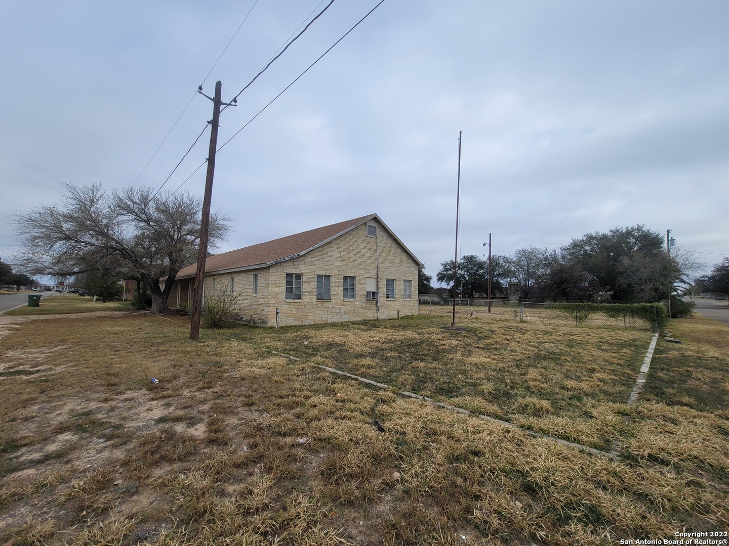 207 W Linar Hebbronville TX 78361