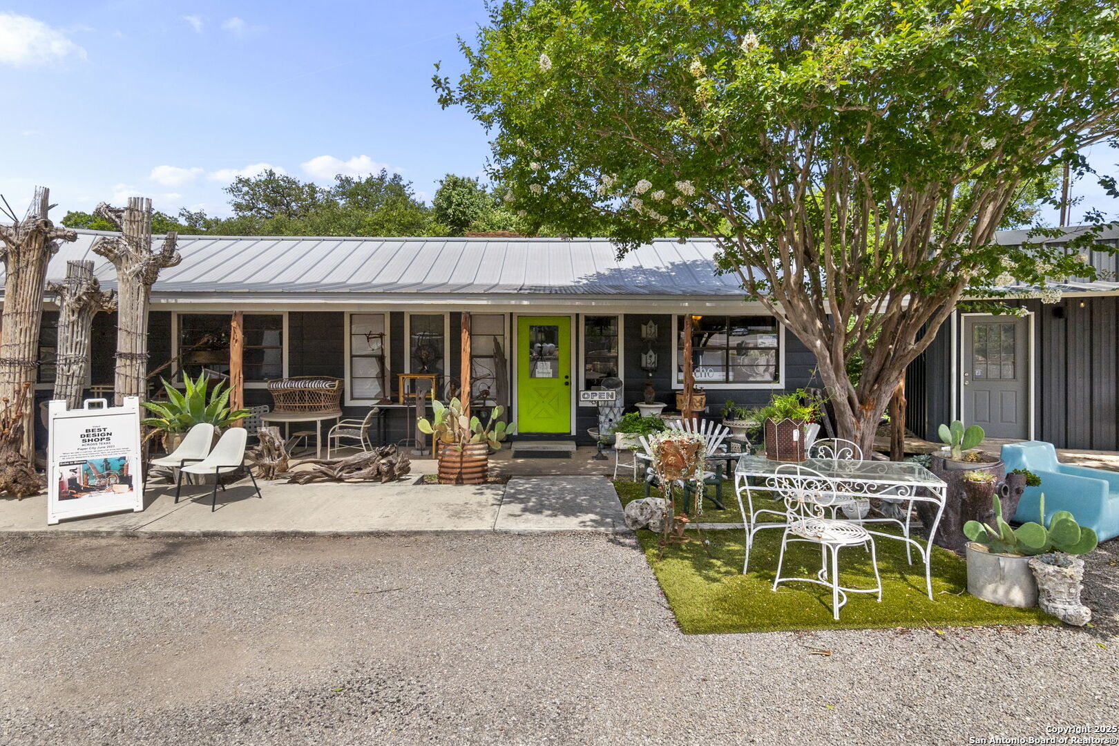 1725 S Us Highway 281 Blanco TX 78606