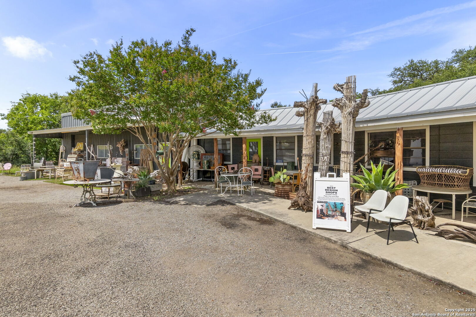 1725 S Us Highway 281 Blanco TX 78606