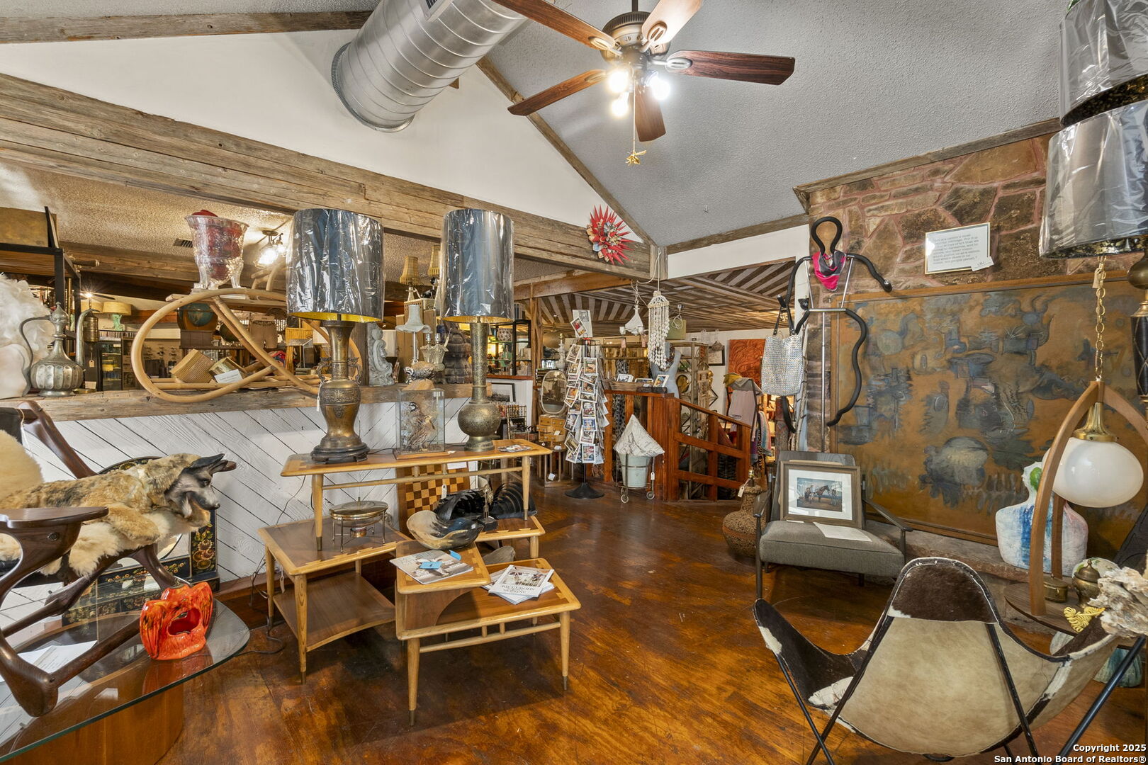 1725 S Us Highway 281 Blanco TX 78606