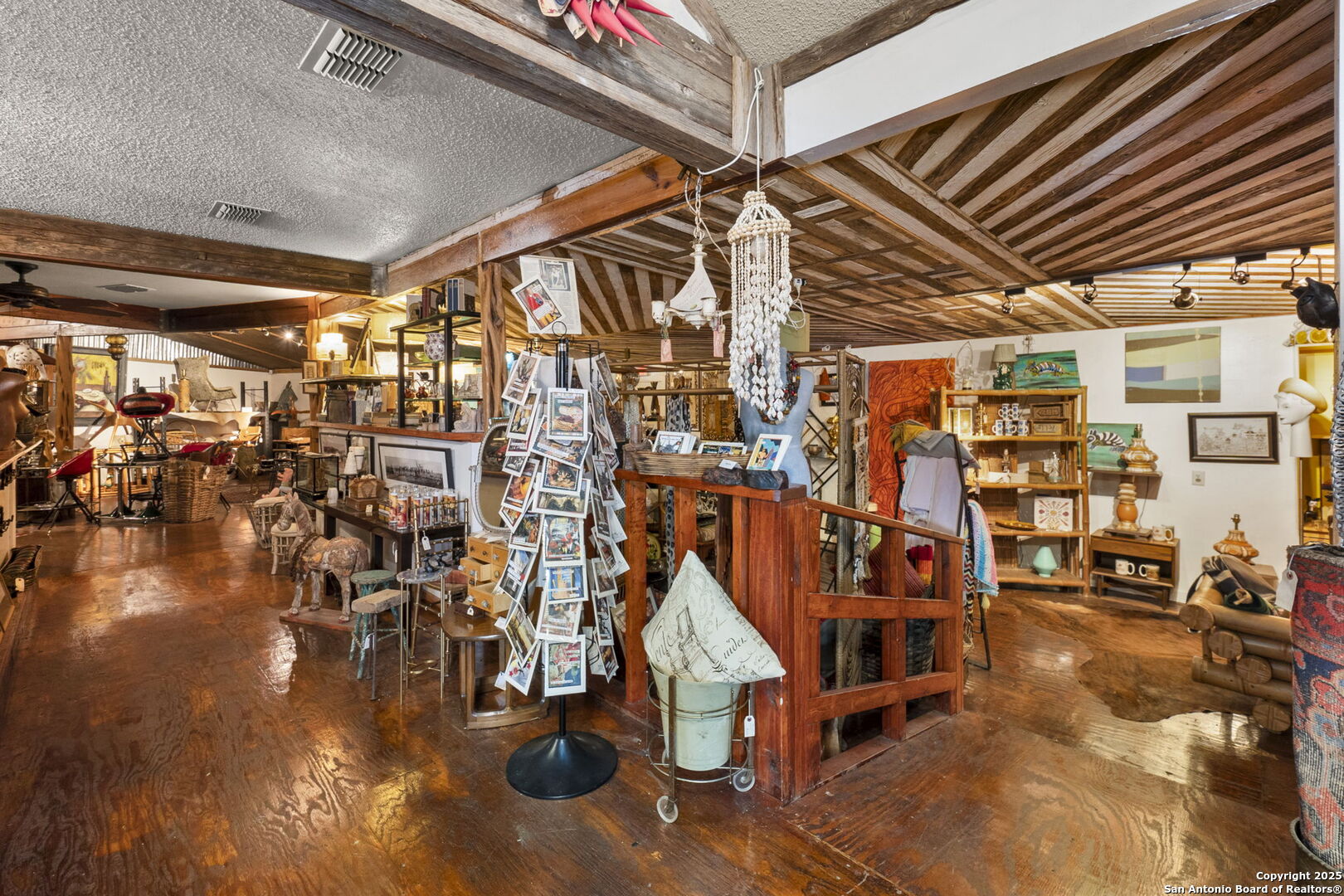 1725 S Us Highway 281 Blanco TX 78606