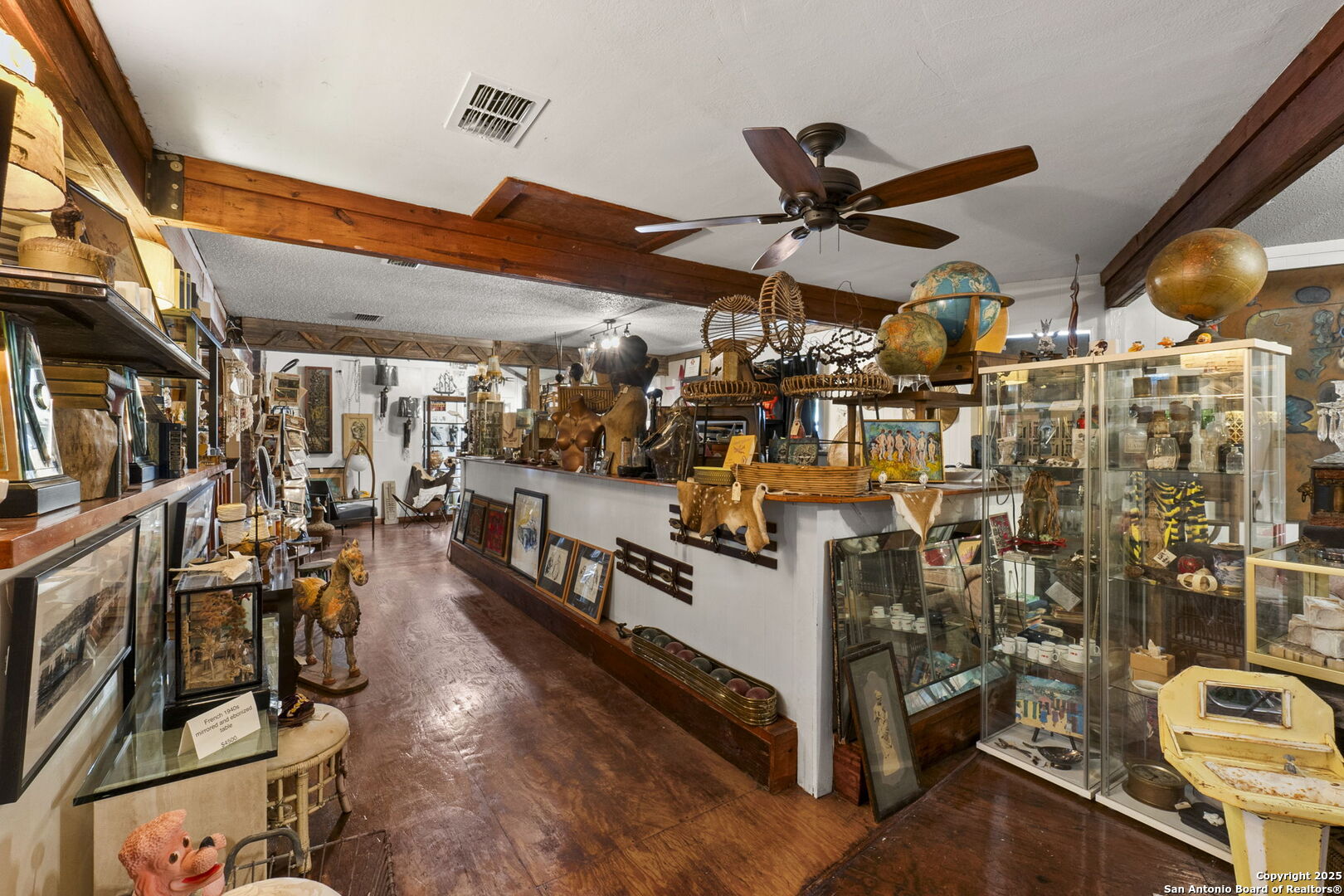 1725 S Us Highway 281 Blanco TX 78606