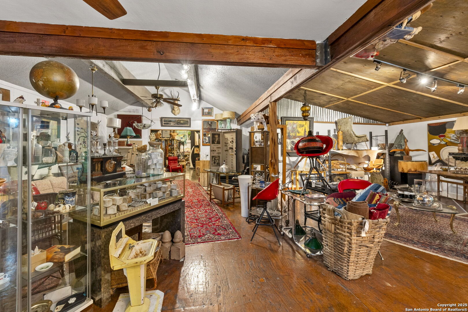 1725 S Us Highway 281 Blanco TX 78606