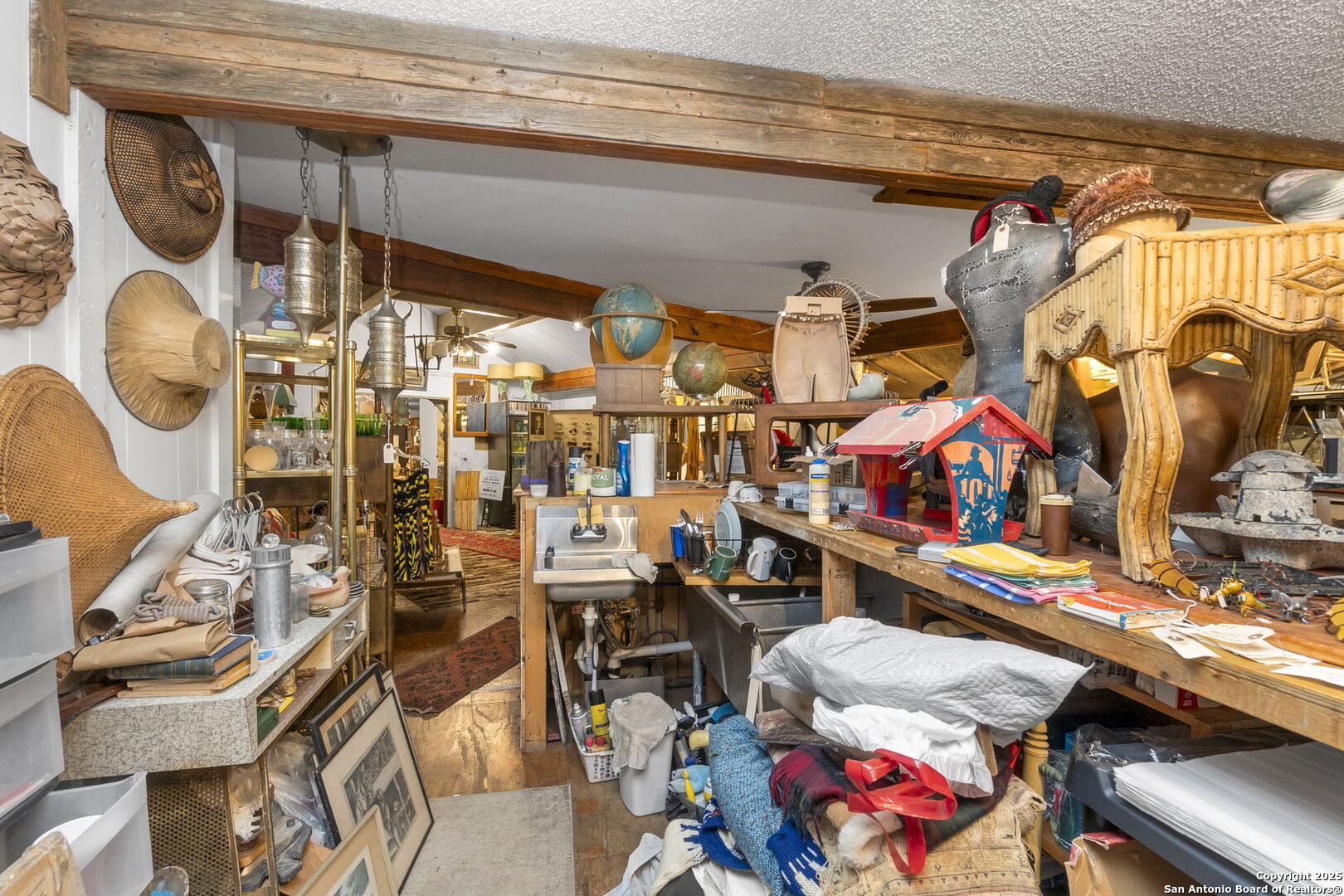 1725 S Us Highway 281 Blanco TX 78606