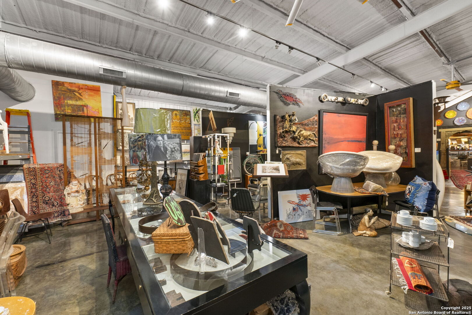 1725 S Us Highway 281 Blanco TX 78606