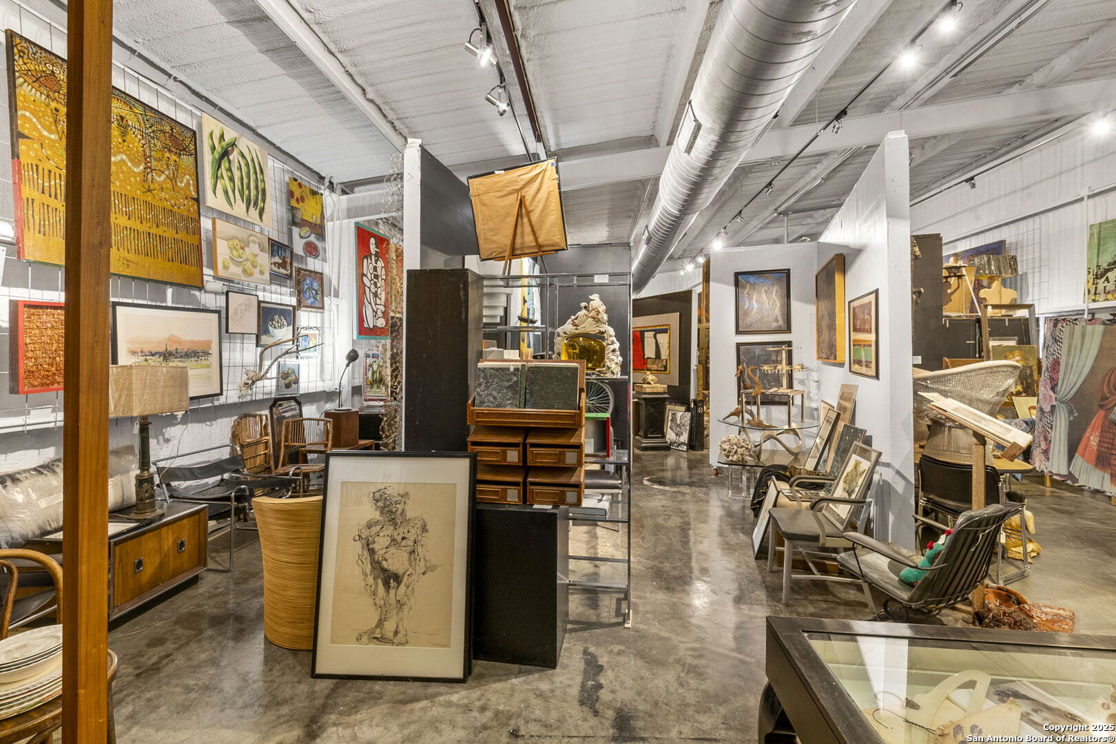 1725 S Us Highway 281 Blanco TX 78606