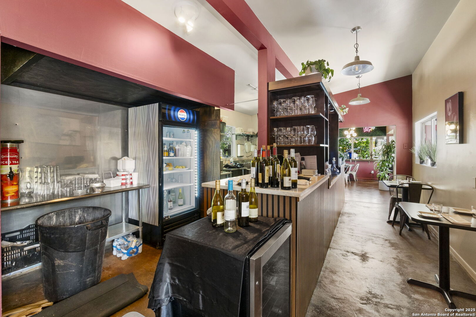 1725 S Us Highway 281 Blanco TX 78606