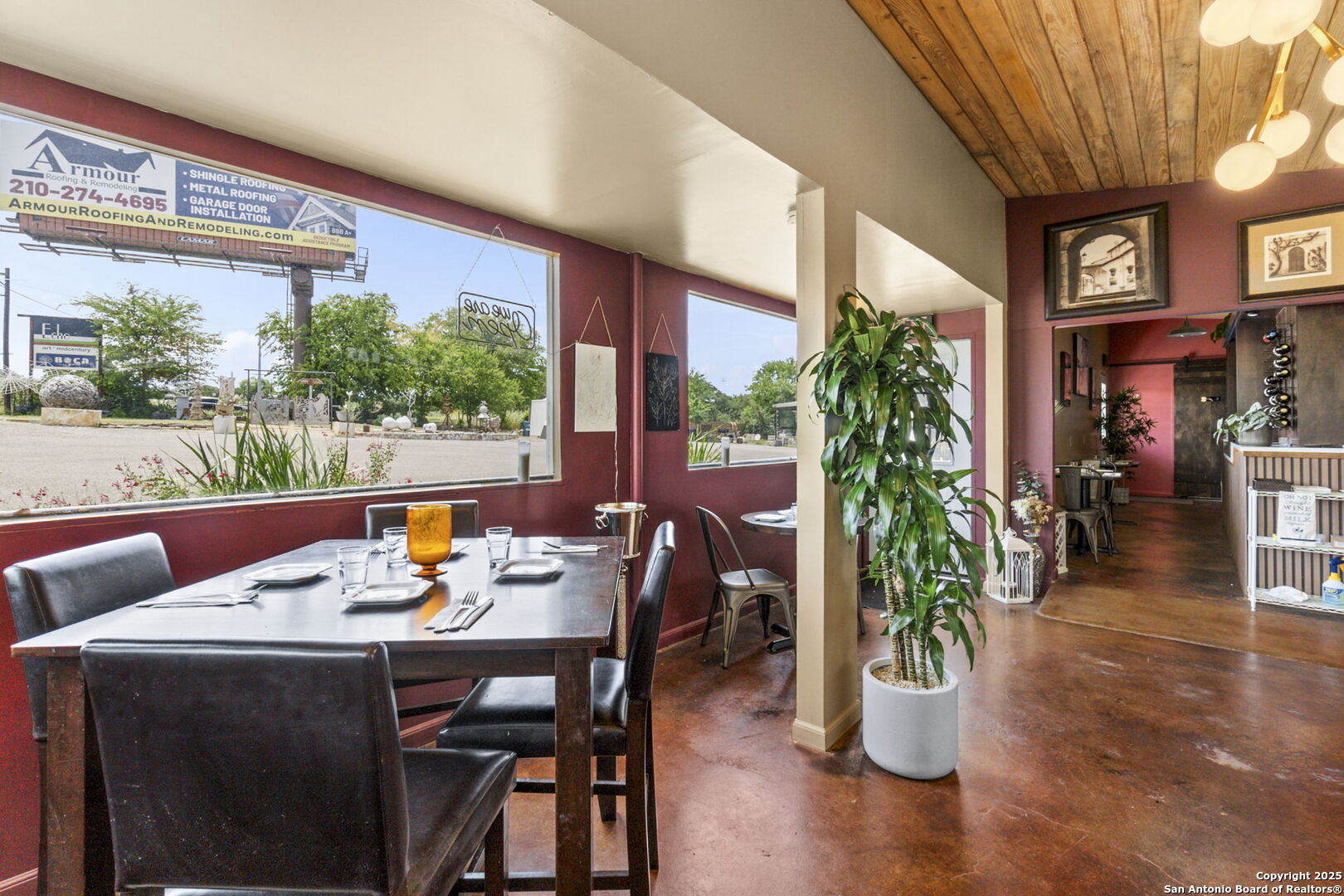 1725 S Us Highway 281 Blanco TX 78606