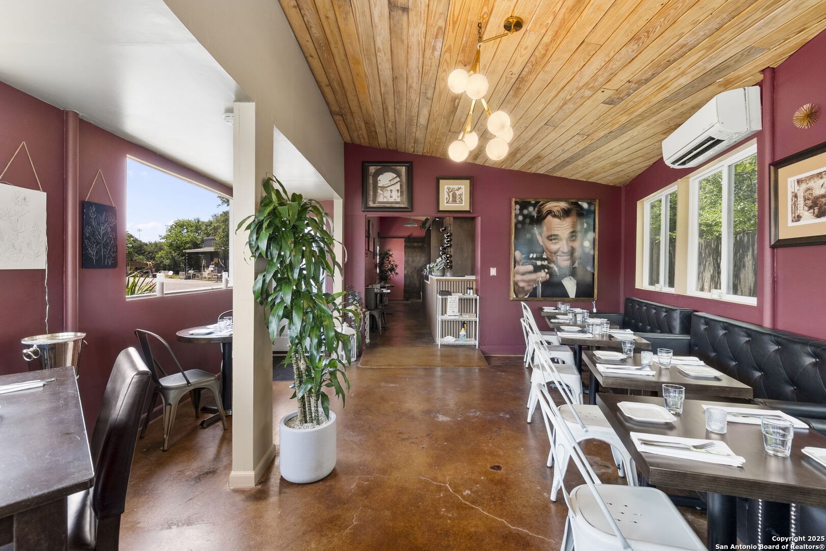 1725 S Us Highway 281 Blanco TX 78606