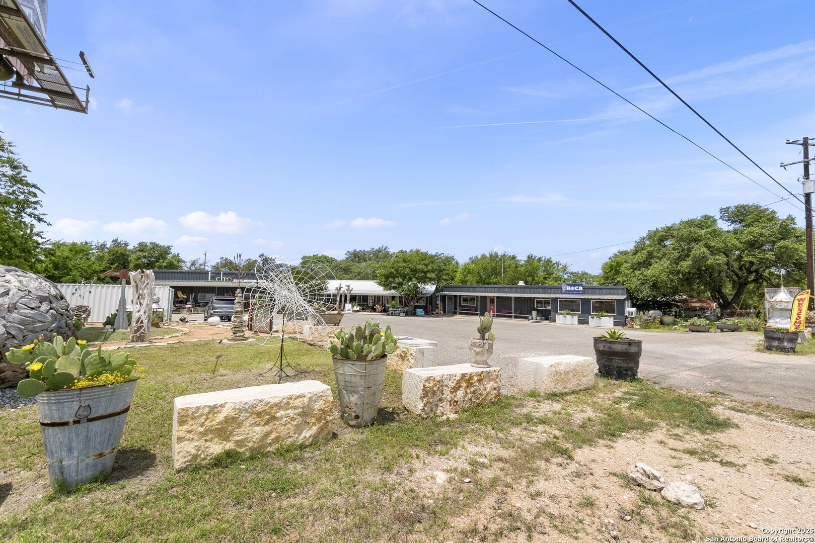 1725 S Us Highway 281 Blanco TX 78606