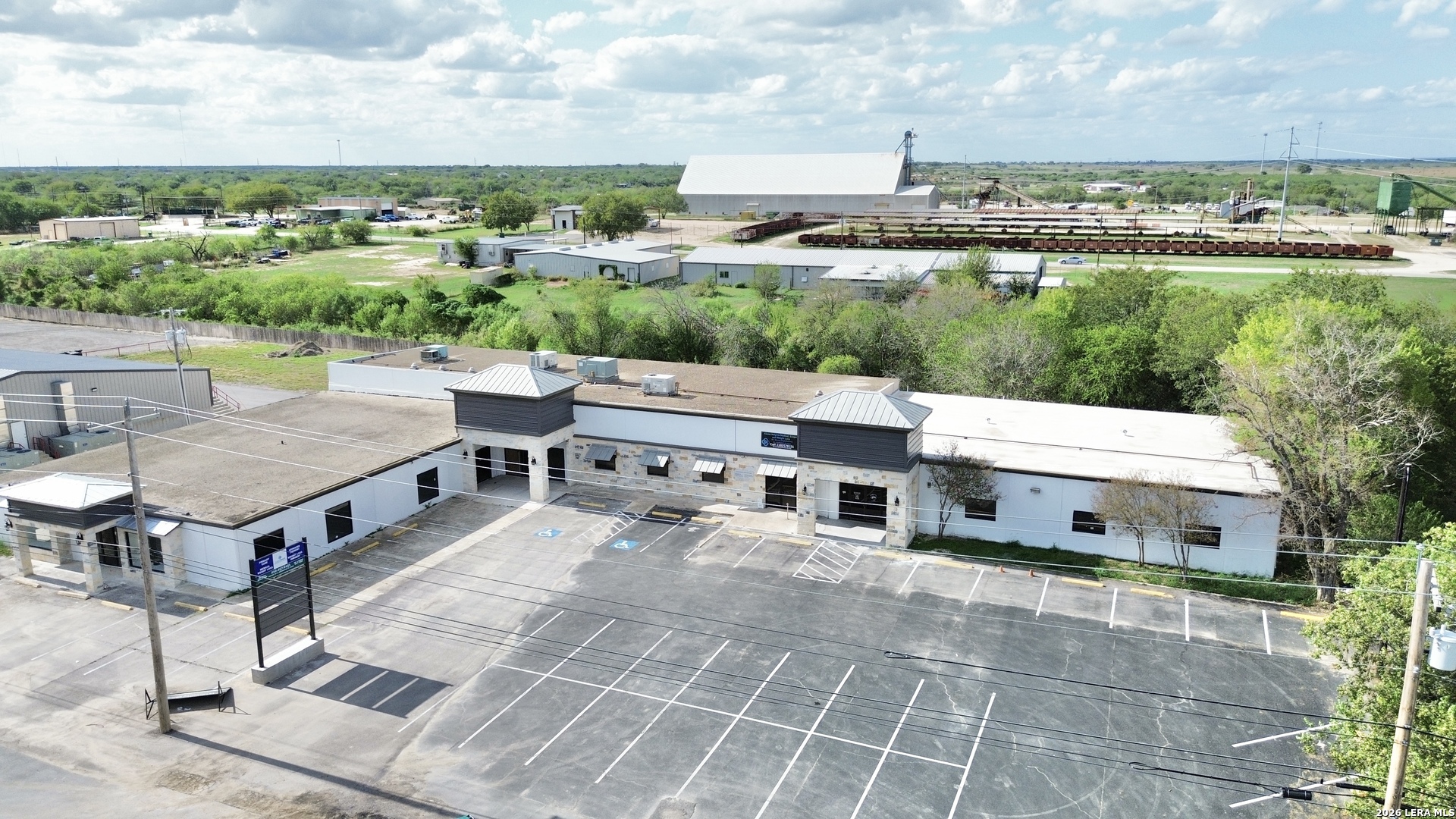 1701 E State Highway 97 Jourdanton TX 78026