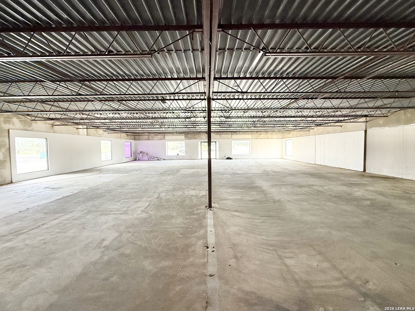 1701 E State Highway 97 Jourdanton TX 78026