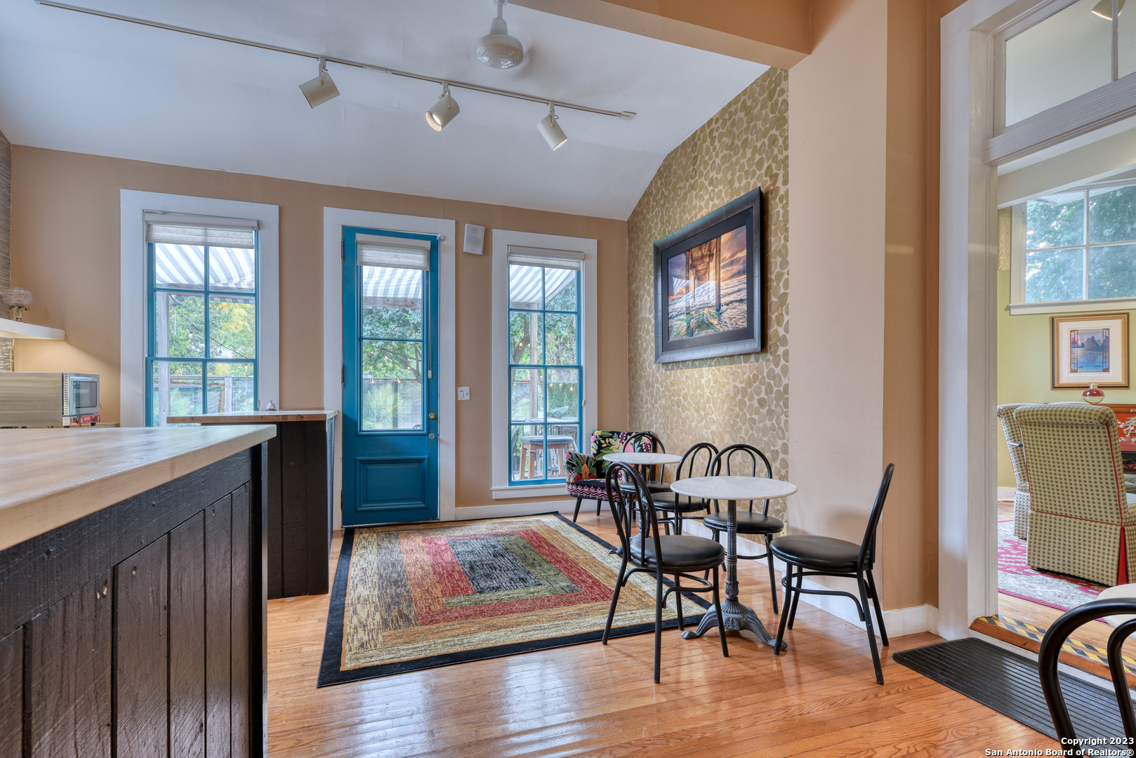 1102 S Alamo Street San Antonio TX 78210