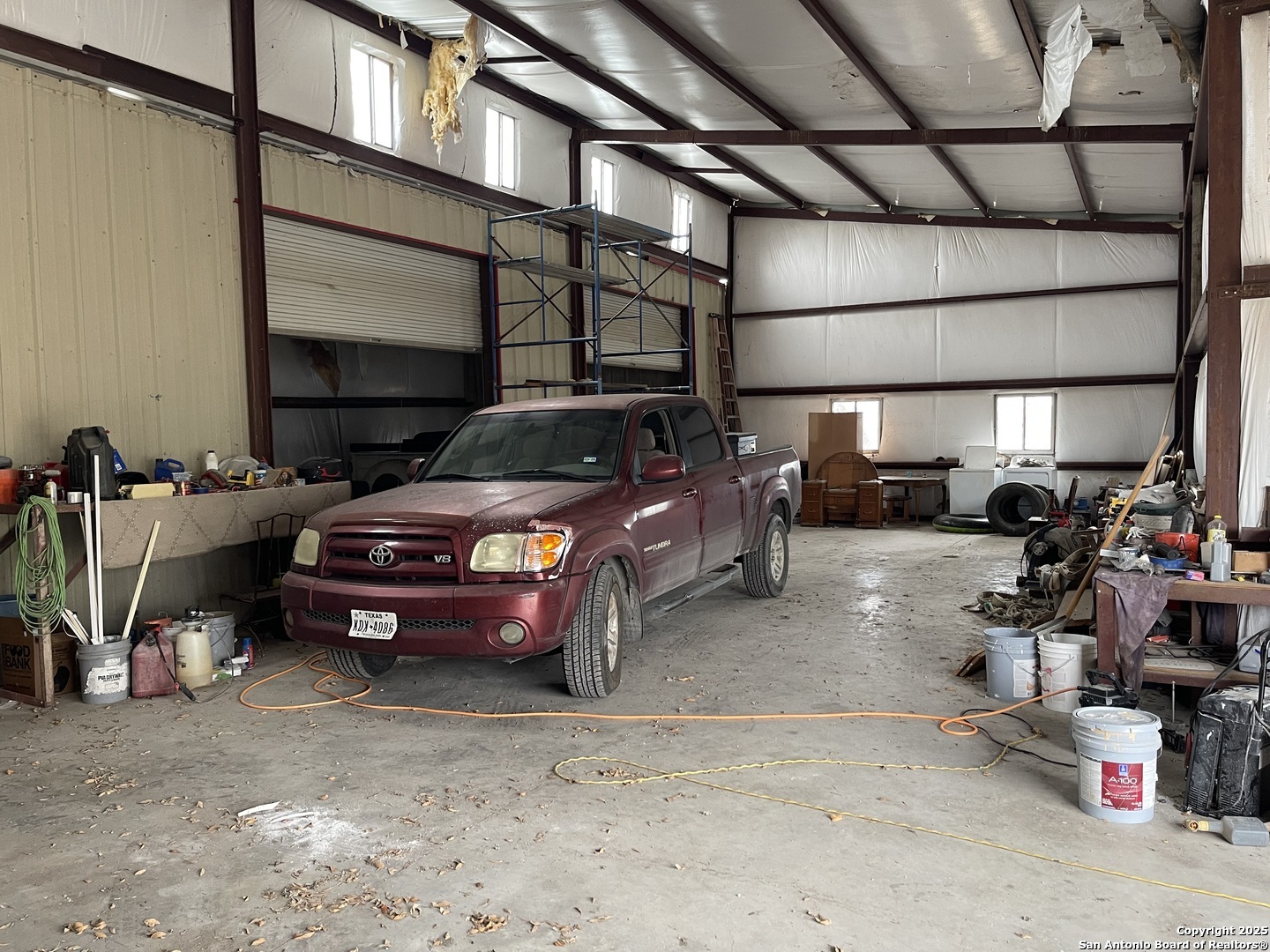 483 Sassman Road Marion TX 78124