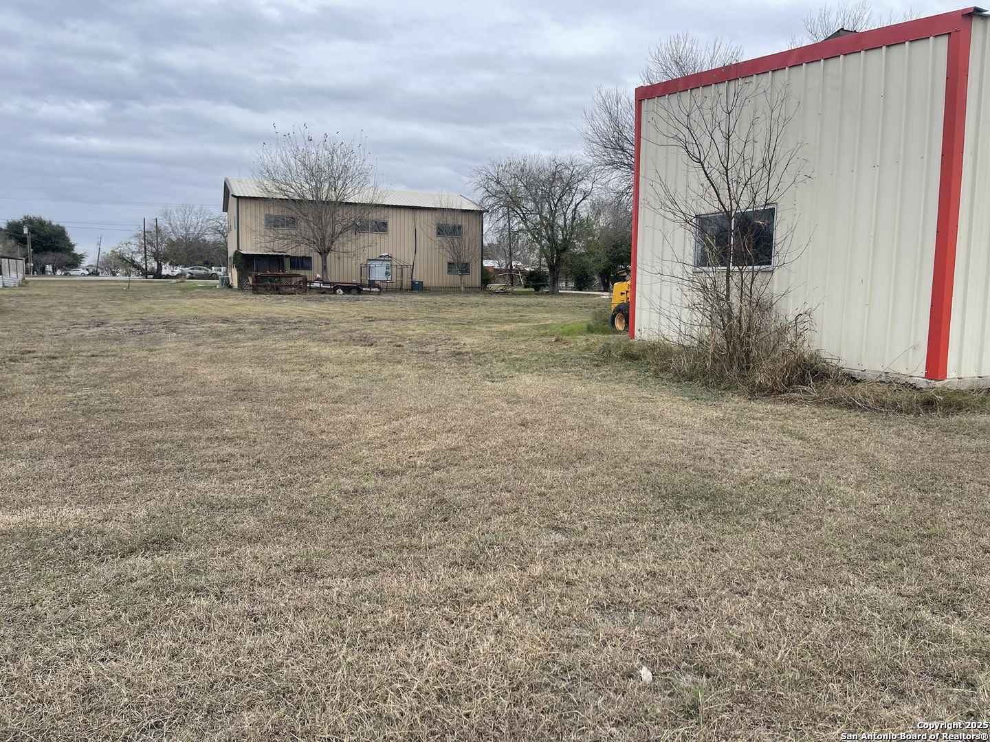 483 Sassman Road Marion TX 78124