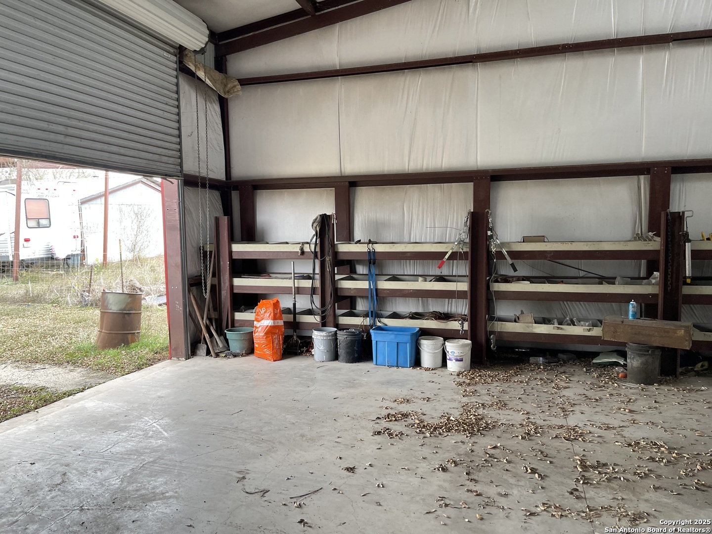 483 Sassman Road Marion TX 78124