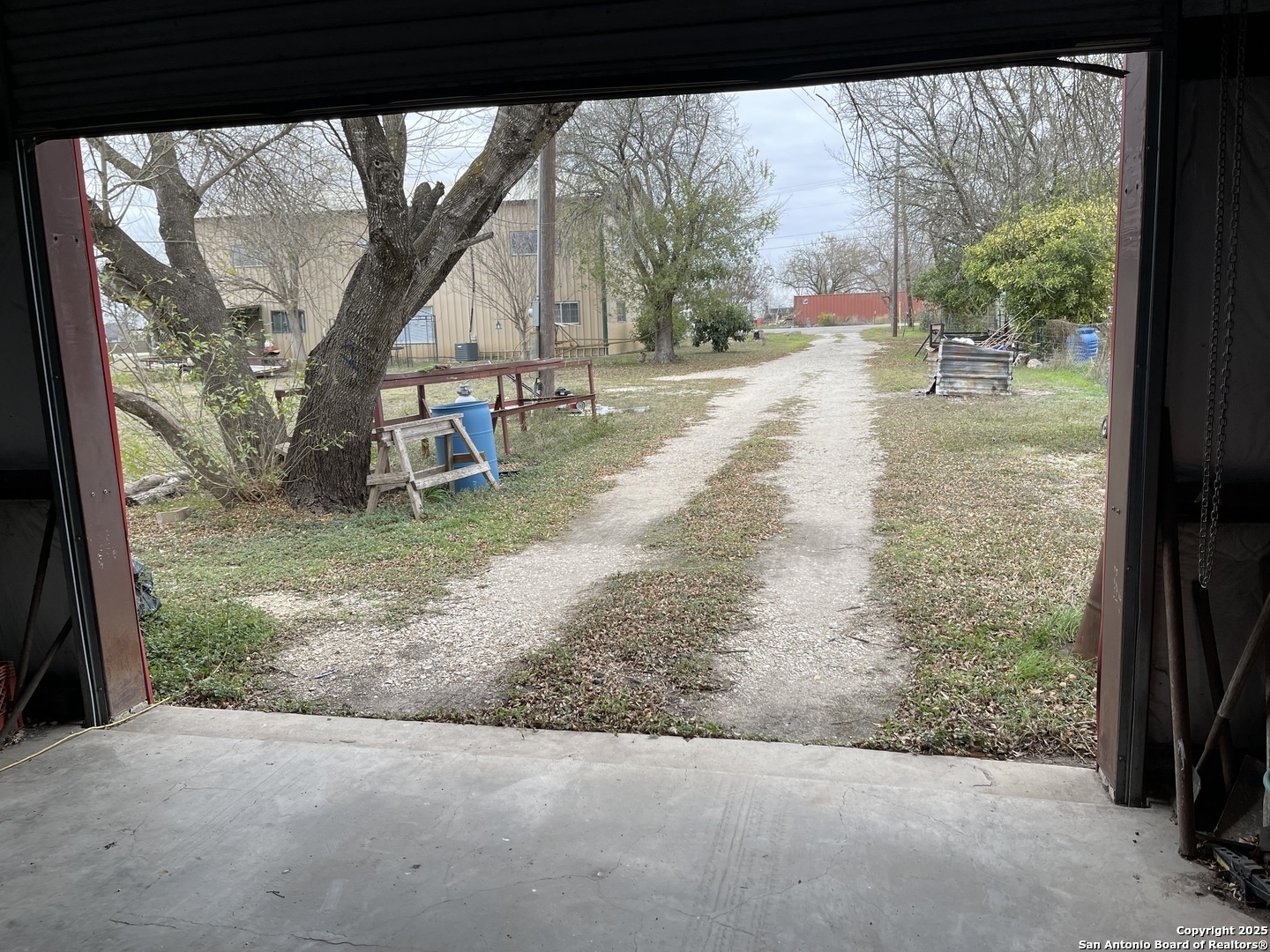 483 Sassman Road Marion TX 78124