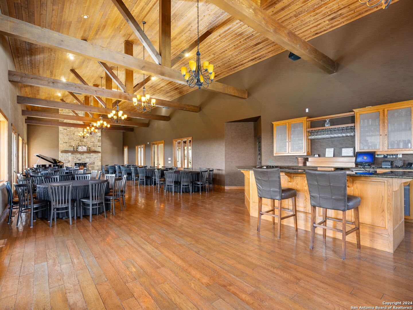 169 Pr 1710 Mico TX 78056