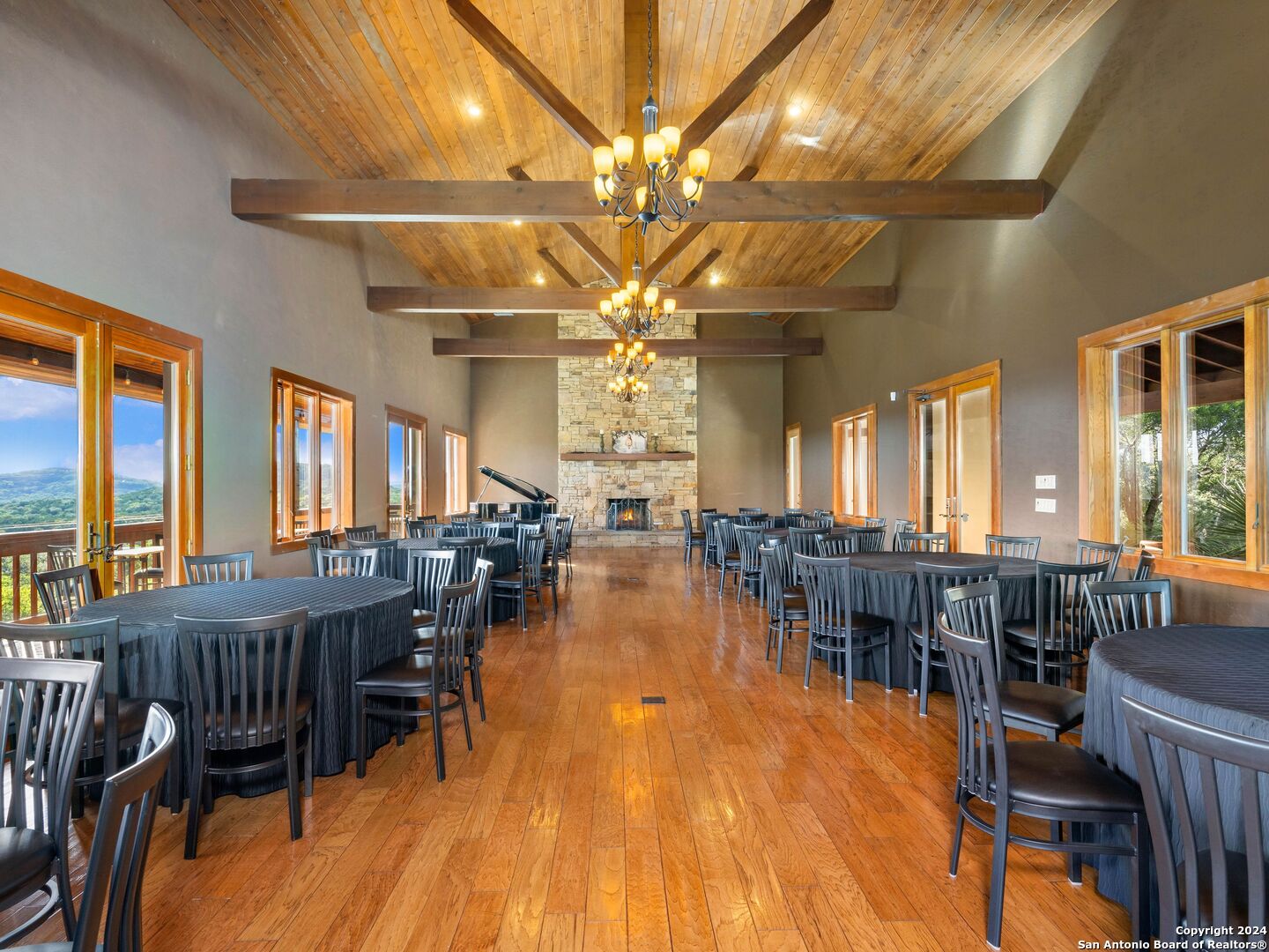 169 Pr 1710 Mico TX 78056