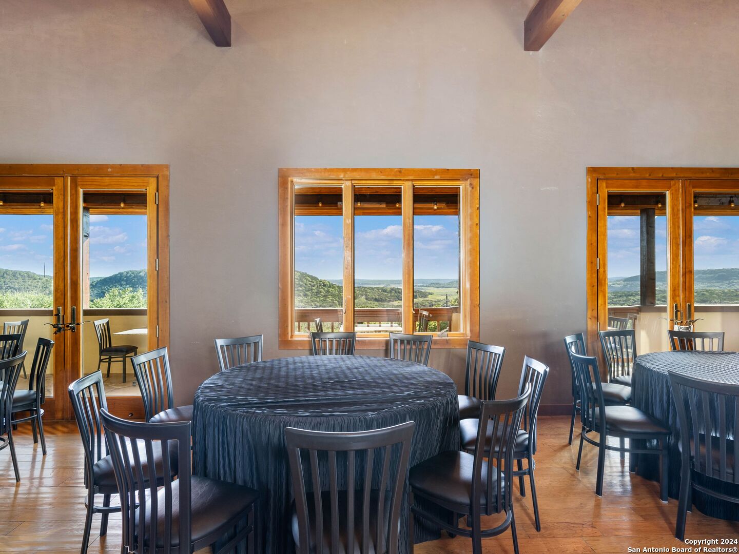 169 Pr 1710 Mico TX 78056