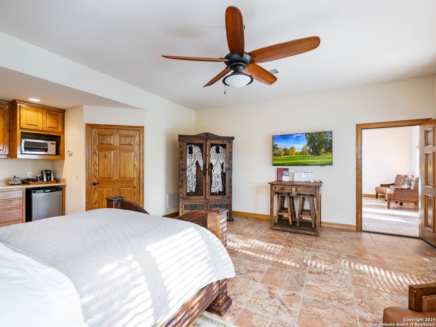 169 Pr 1710 Mico TX 78056