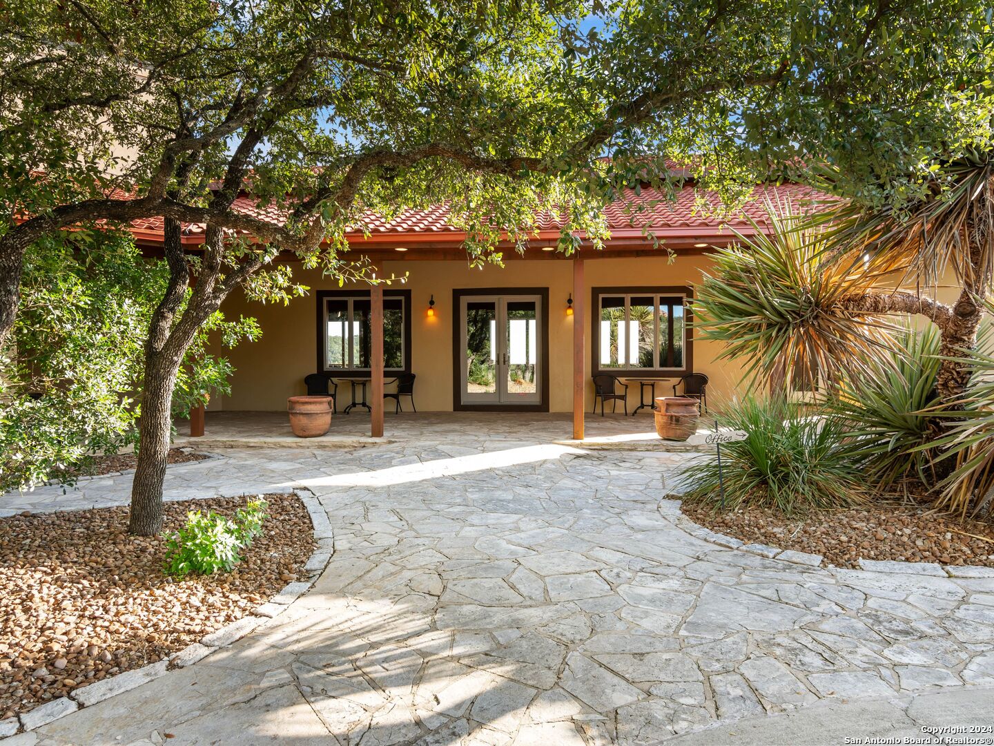 169 Pr 1710 Mico TX 78056