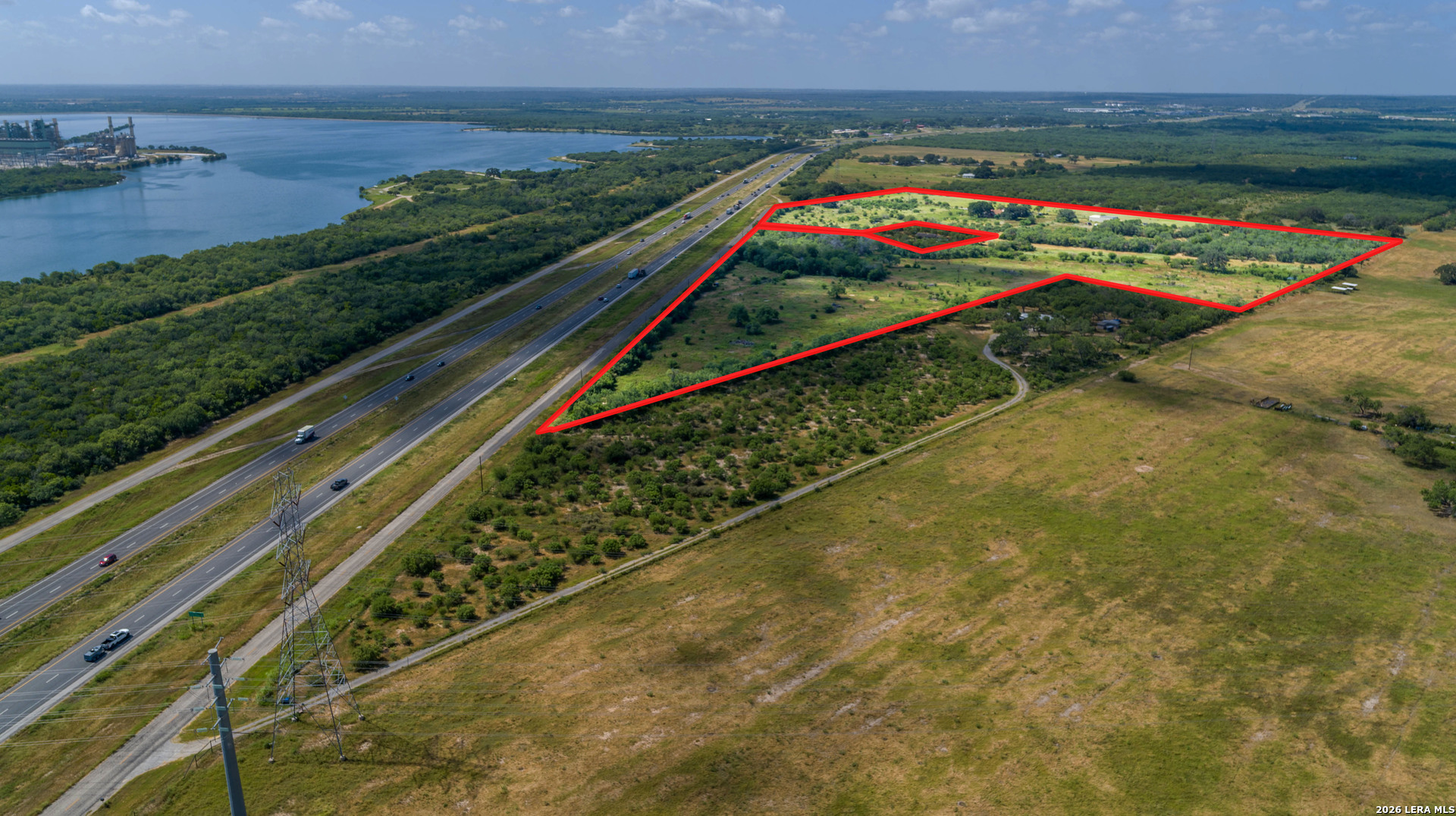 16385 Donop Elmendorf TX 78112