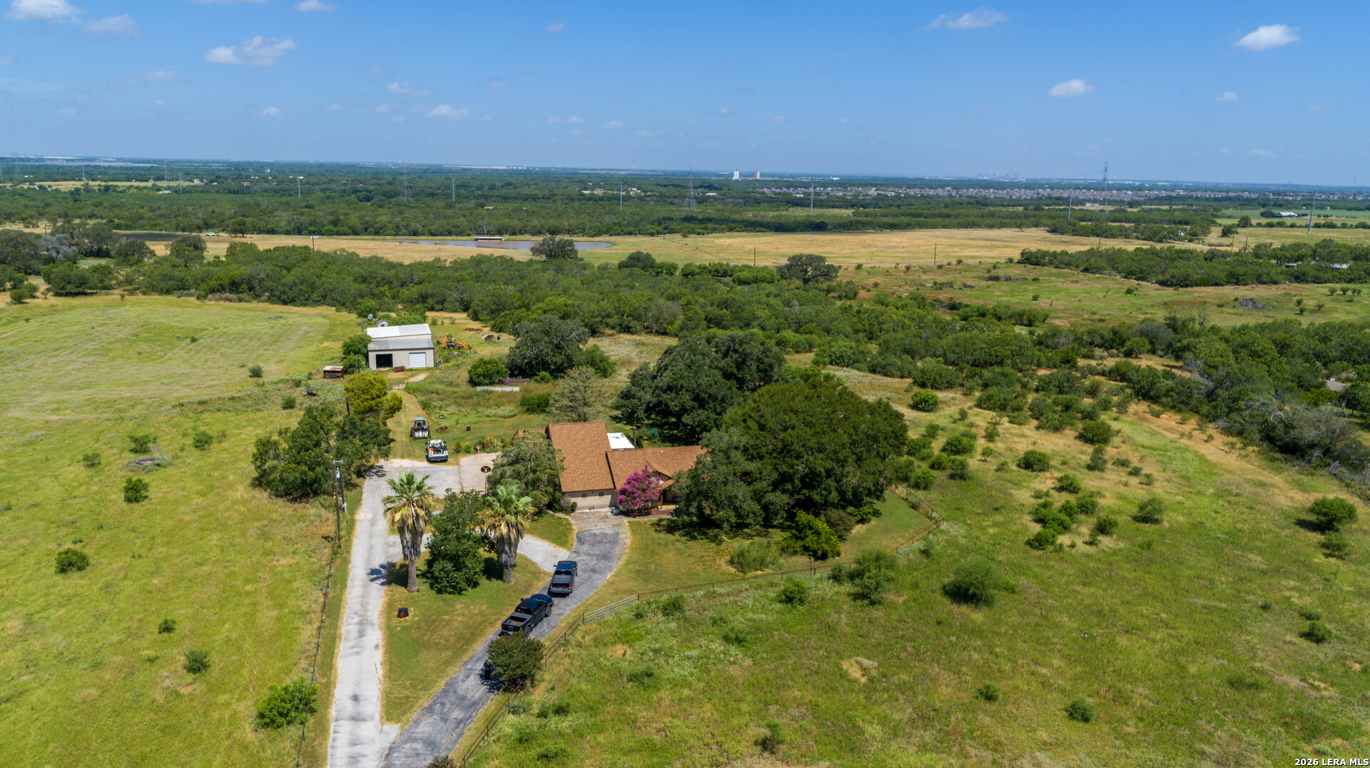 16385 Donop Elmendorf TX 78112