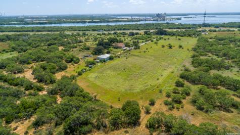 16385 Donop Elmendorf TX 78112