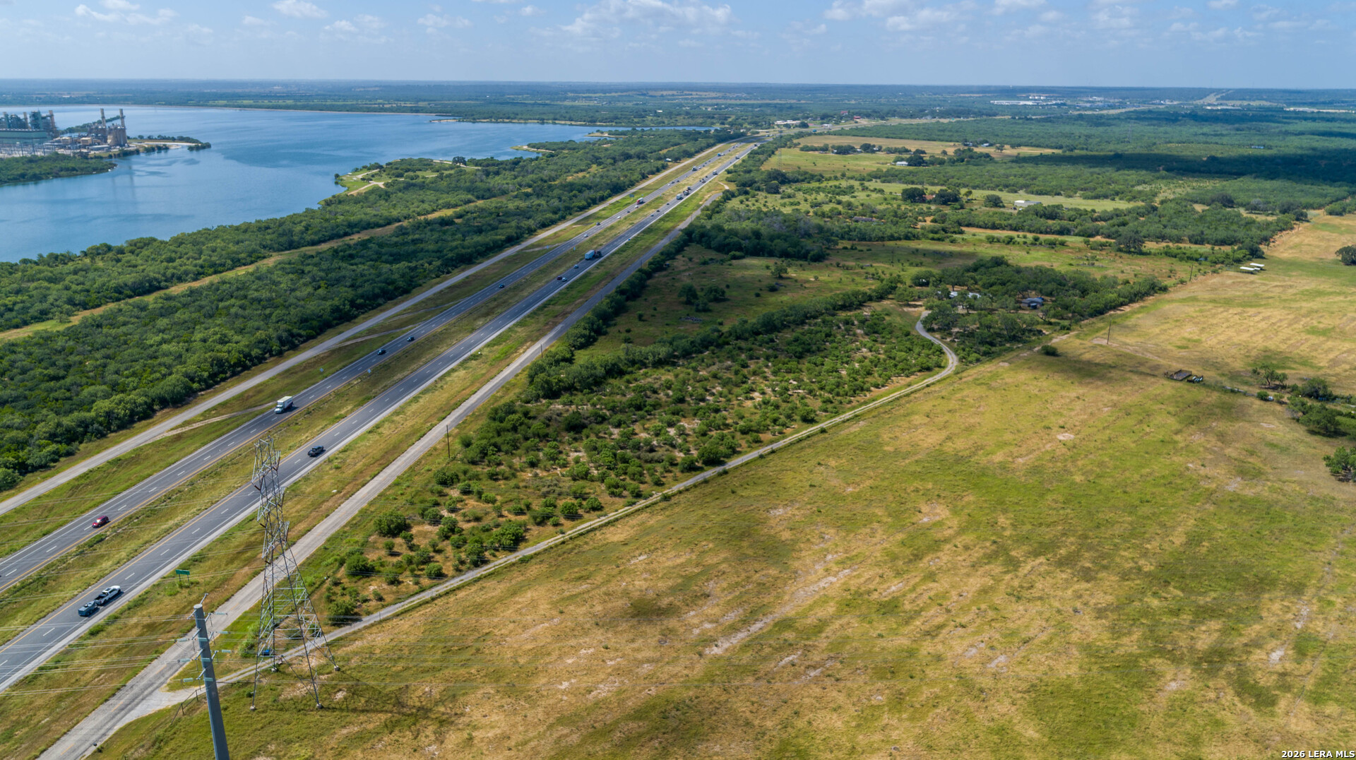 16385 Donop Elmendorf TX 78112