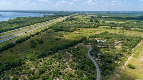 16385 Donop Elmendorf TX 78112