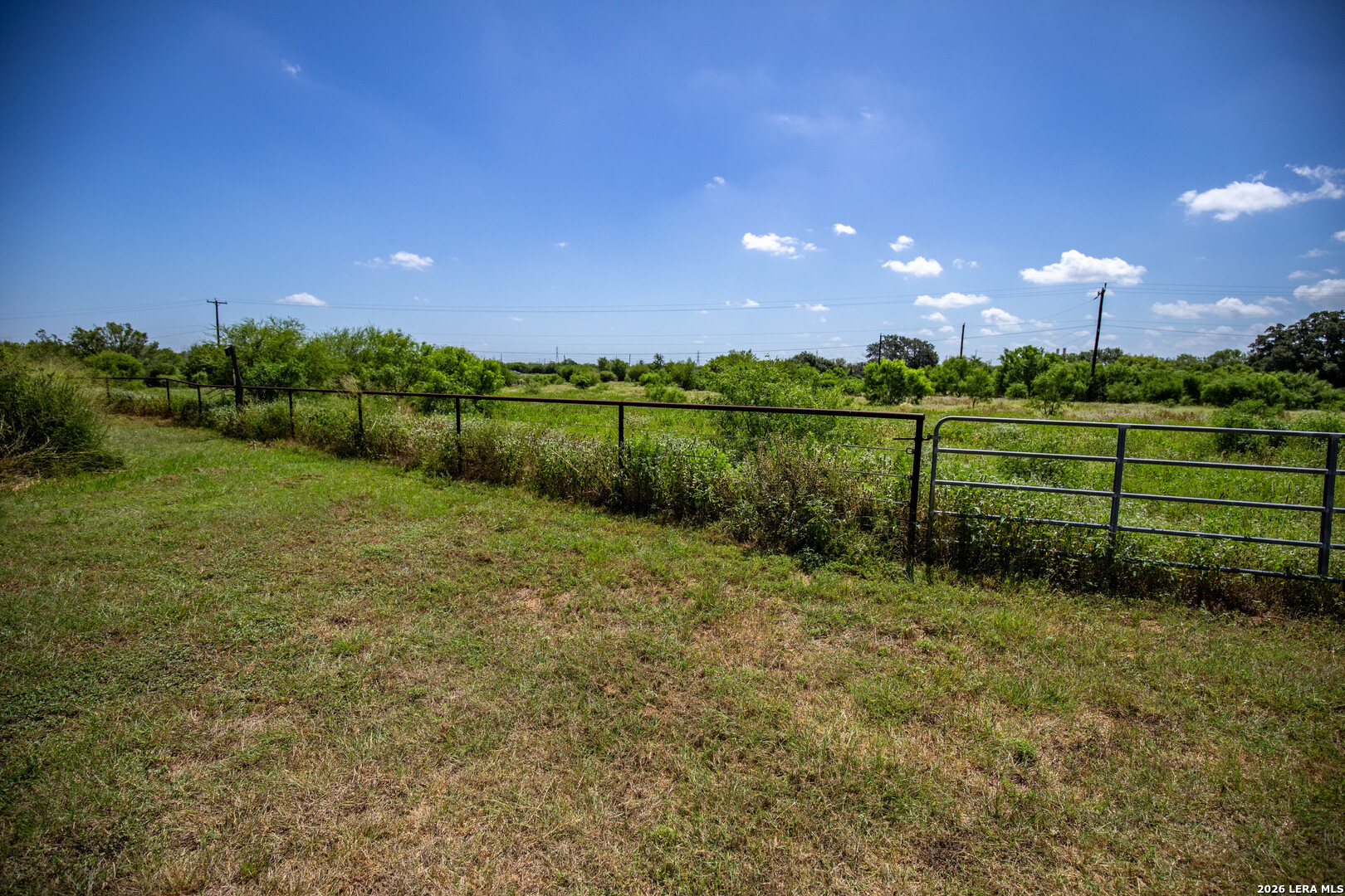 16385 Donop Elmendorf TX 78112