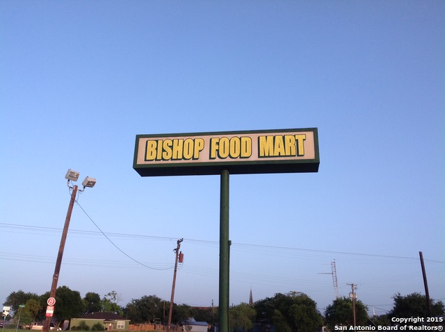 122 E 4th Street Bishop TX 78343