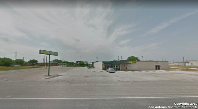 122 E 4th Street Bishop TX 78343