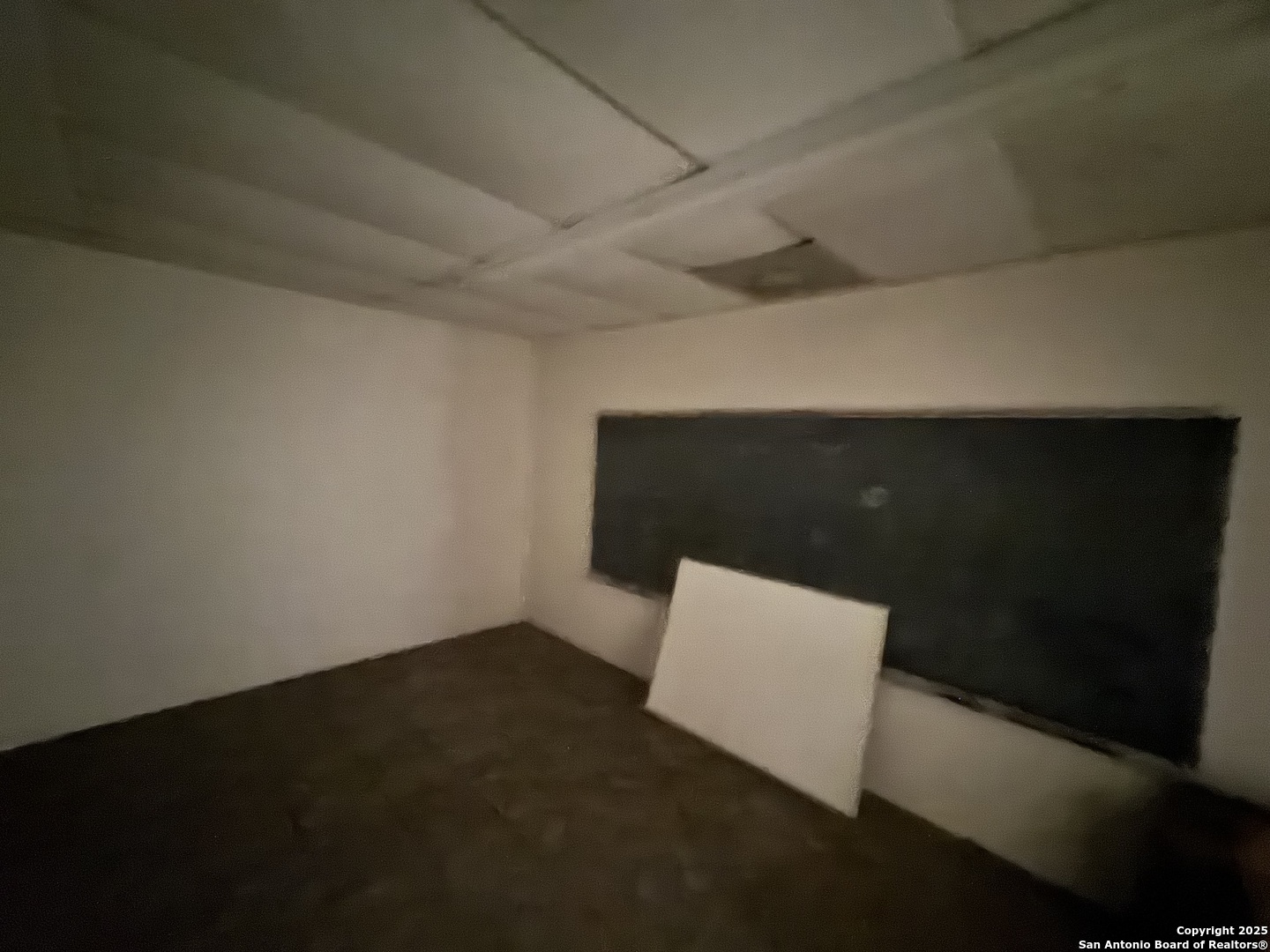 502 Front Cotulla TX 78014