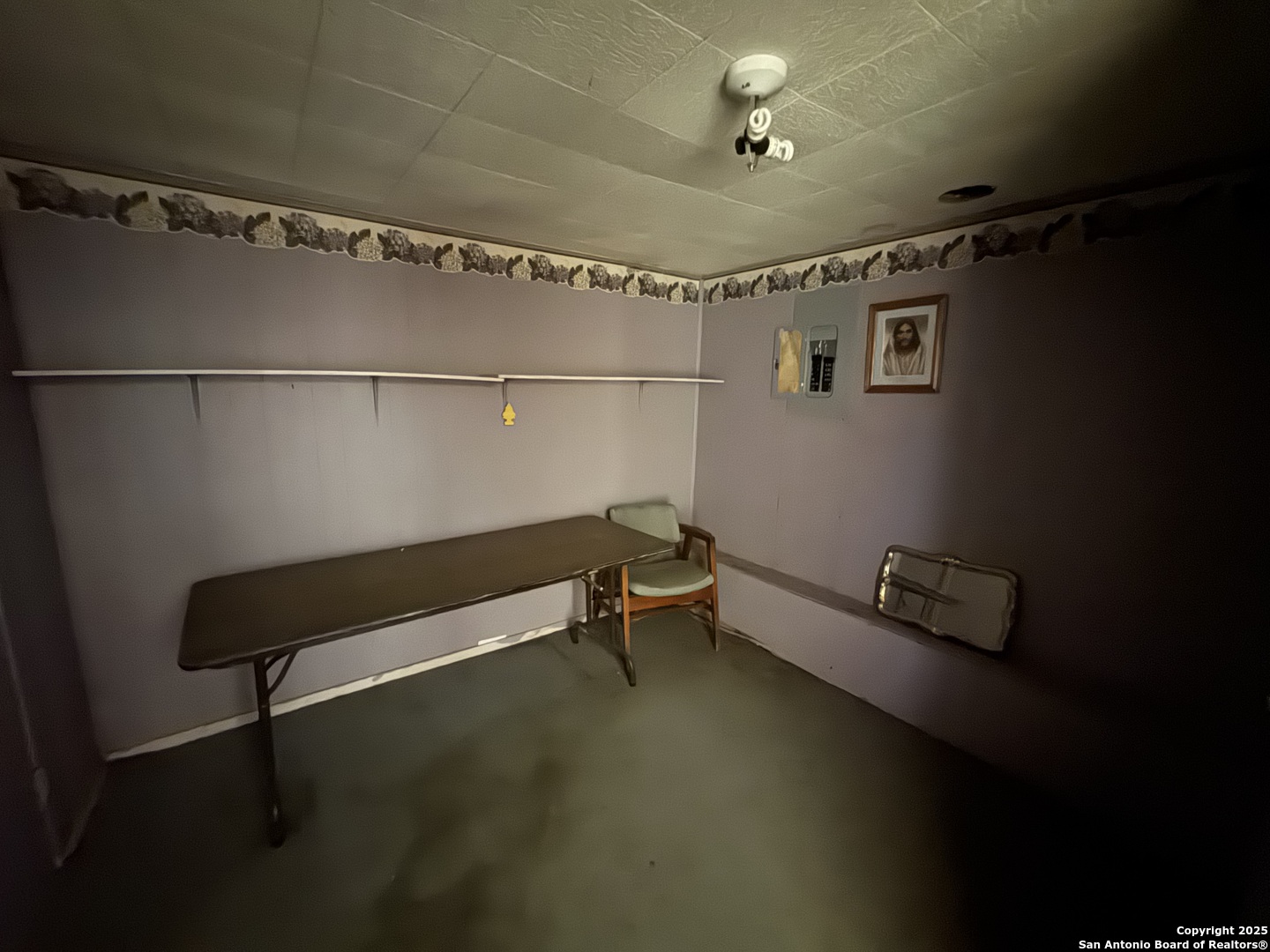 502 Front Cotulla TX 78014