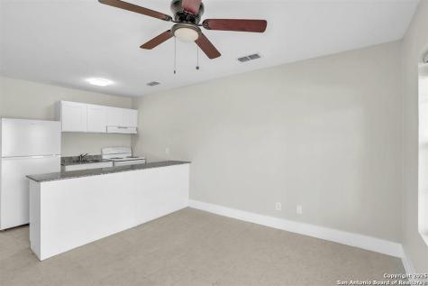 1303 Philadelphia Street Laredo TX 78041